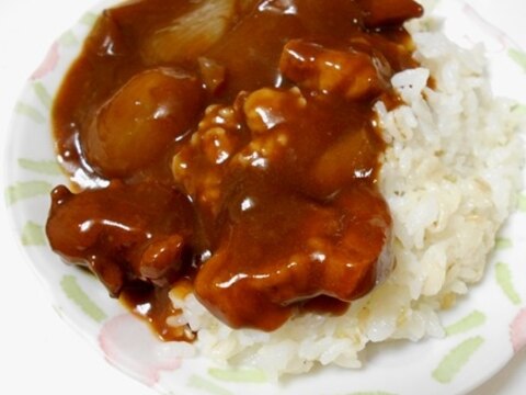 豚ももかたまり肉と新玉ねぎで　ハヤシライス